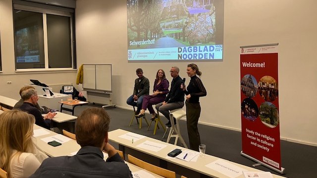 Bedankt voor jullie aanwezigheid en inspirerende vragen tijdens de #publieksacademie over begraven in heden en verleden! En handen omhoog voor iedereen die van natuurbegraven heeft gehoord🙌 Duurzame doodstijlen blijken steeds minder een niche fenomeen🌿 <a href="/RCSunigroningen/">Faculty of Religion, Culture and Society - UG</a> <a href="/dvhn_nl/">Dagblad van het Noorden</a>