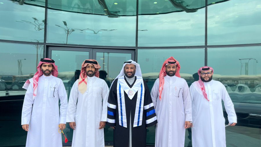 wekwek1986211's tweet photo. نبارك للأستاذ ابراهيم بن جاسم السعيدي 
لحصوله على درجه الماجستير في الحماية الدستورية للمال العام في التشريع البحريني من جامعه العلوم التطبيقية
ونسأل الله له التوفيق والنجاح ومنها للاعلى 
@ej_alsaidi 
@fjals3eedi 
@3li_alsaeedi https://t.co/Bt6tk2Ferm