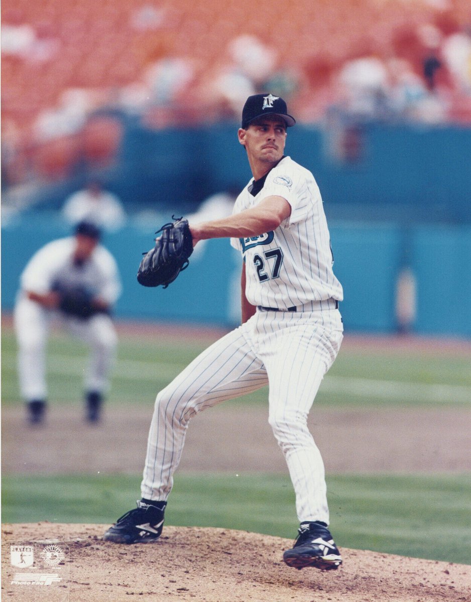 Not enough people talk about Kevin Brown: • 67.8 WAR, 211 W, 3.28 ERA, 2397 K • 6x ASG, 2x ERA leader, 1997 WS Champ • 72 CG, 17 SHO in 476 games started • Pitched at least 230 innings 7 times • First $100M contract in MLB history • Better CG, K, and ERA than Halladay •…