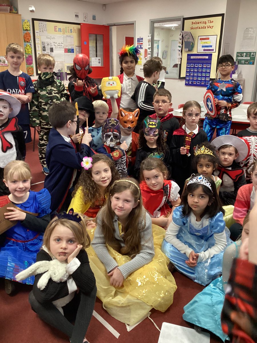 MoorlandsHudds's tweet image. It’s World Book Day and year 2 have excelled themselves with their costumes!! We had great fun parading round the playground and then we each chose one of 3 story rooms to join. Here are some photos of our day 📚📖. #mpsy2 #mpsreading #WorldBookDay2024