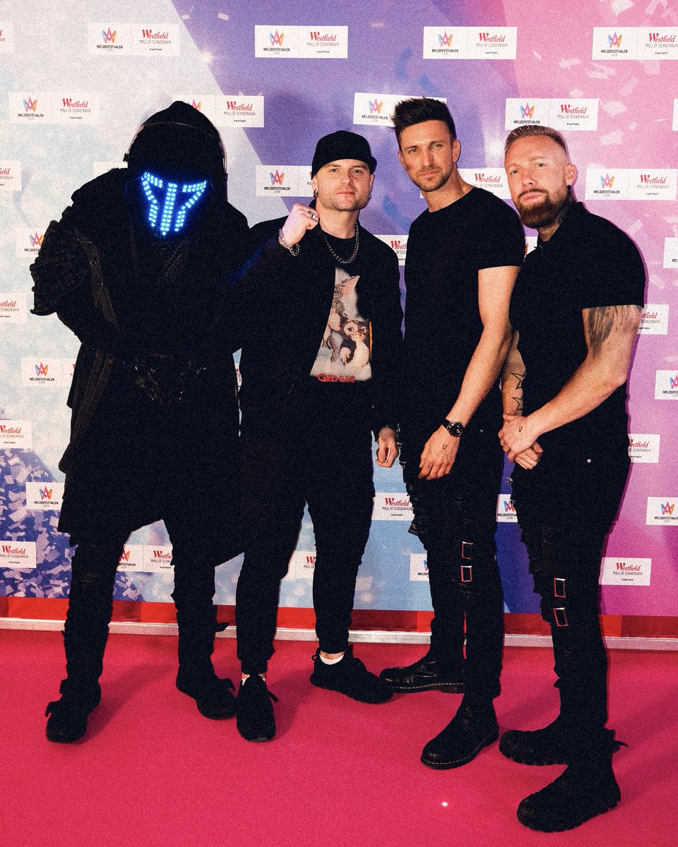 smashintopieces's tweet image. First day back at Melodifestivalen was a blast! 🎉 ✨

📸 @johngyllhamn
#Melodifestivalen #Melodifestivalen2024 #Melfest #Melfest2024 #Mello2024  #HeroesAreCalling