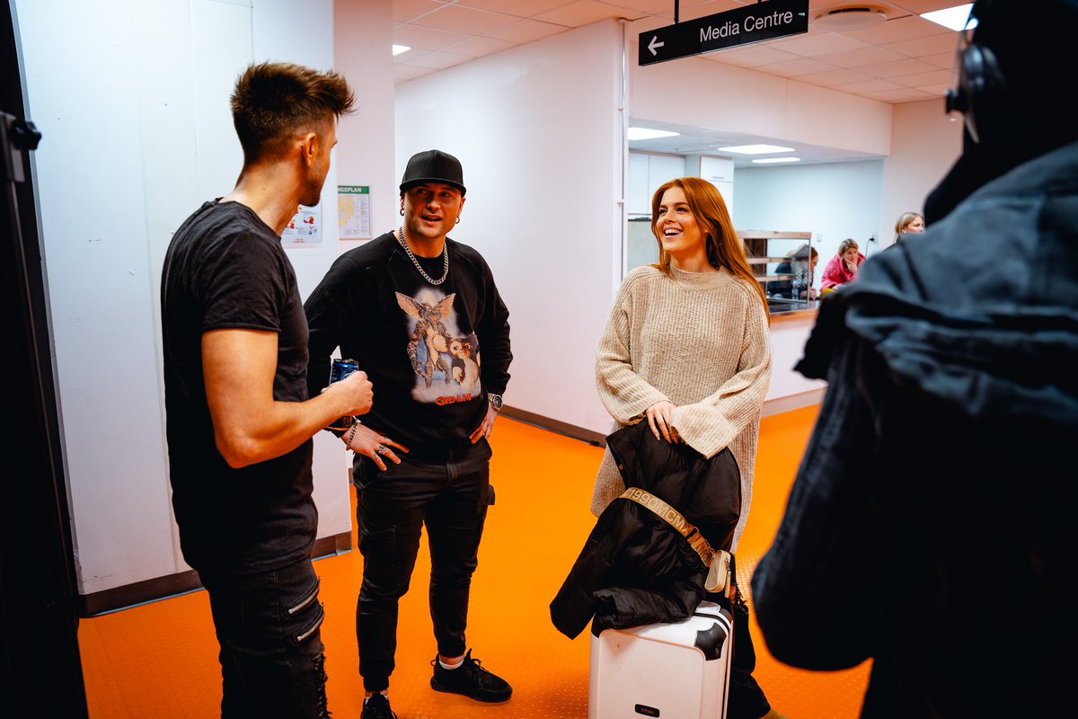smashintopieces's tweet image. First day back at Melodifestivalen was a blast! 🎉 ✨

📸 @johngyllhamn
#Melodifestivalen #Melodifestivalen2024 #Melfest #Melfest2024 #Mello2024  #HeroesAreCalling