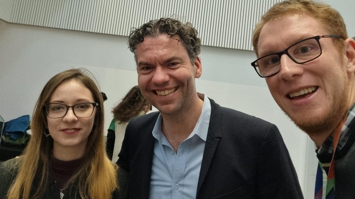 It was amazing to host Christian Hackenberger @PhosphorusFive at our Departmental seminar @impchemistry @imperialcollege. Super inspiring protein chemistry, and fantastic presentations by Christian and our own ECR speaker @JanaVolaric!