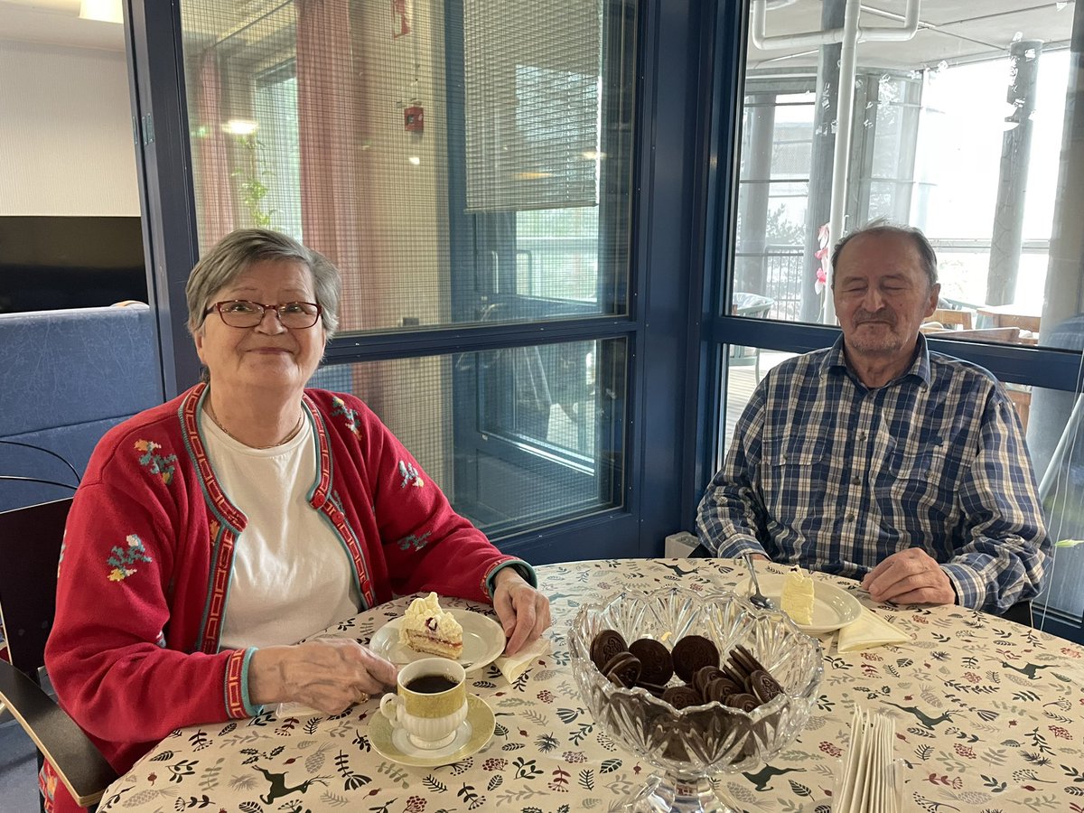 Syntymäpäivää juhlistettu, Paljon Onnea! 💖 #Foibekartano #Kotitalo2 #HyväElämä