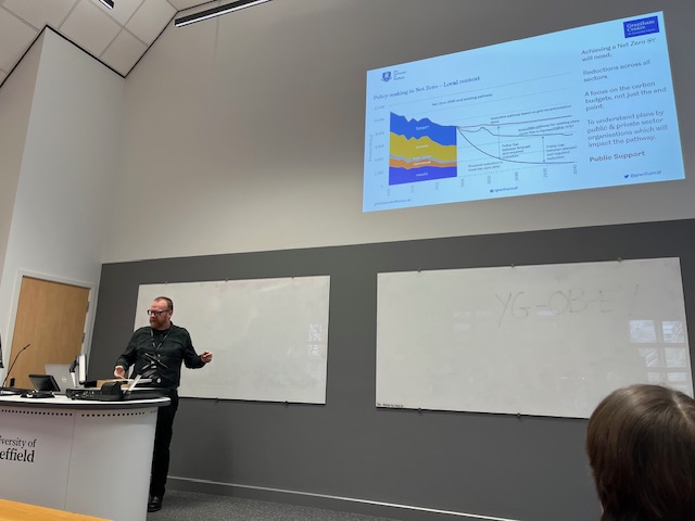 Great to have had Richard Surrey from the @granthamcsf share insights on policymaking for net zero to our Human Planet and Global Sustainability students! @sheffieldplants @ScienceShef