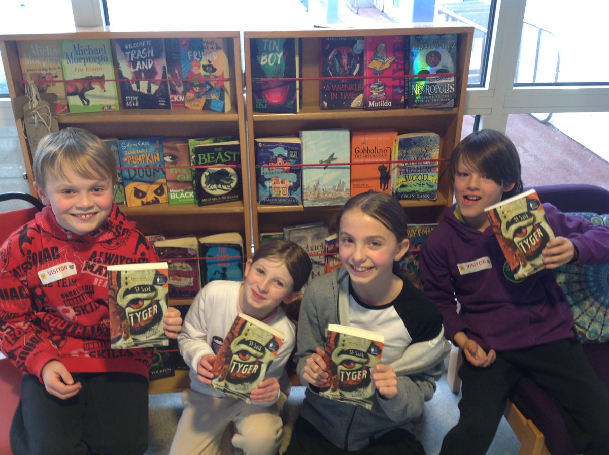 CrocClass's tweet image. We have really enjoyed sharing our favourite books on World Book Day!  Four of our Year 5 children also represented the school at the World Book Day quiz against other schools from Stratford @WillowsCE