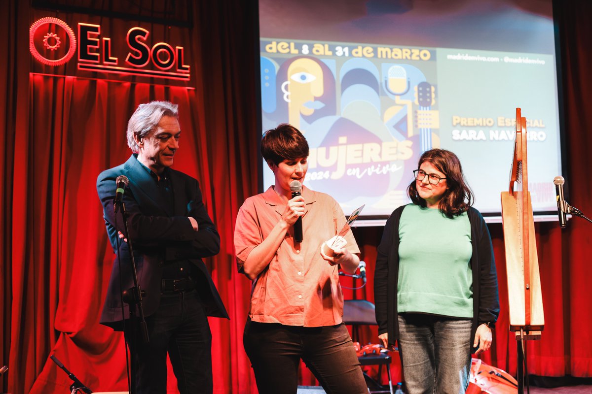 madridenvivo's tweet photo. La asociación de #salas de Madrid reconoce una trayectoria vinculada a la música en vivo, y el emprendimiento de proyectos tan innovadores como las #FastExpos, o el futurista #SirocoArtLab. Un premio con el que pone en valor la trayectoria de las mujeres trabajadoras de la escena https://t.co/f1ijNvax6W
