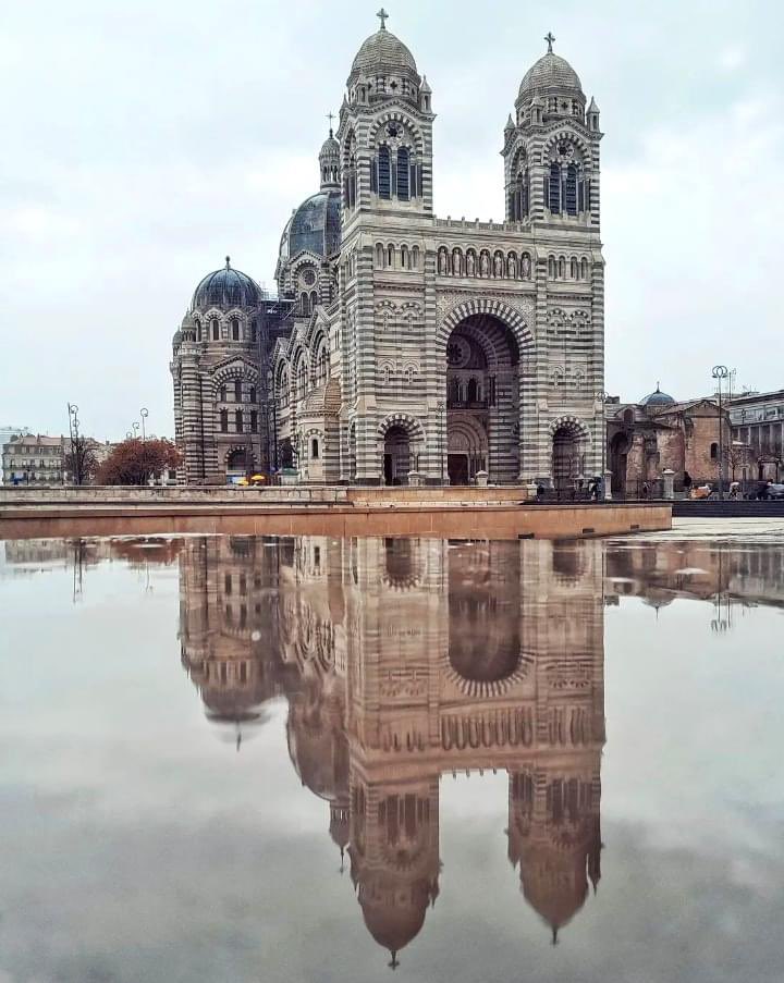 lizdusud's tweet photo. #marseille #LaMajor https://t.co/rPXOs5l1ZQ