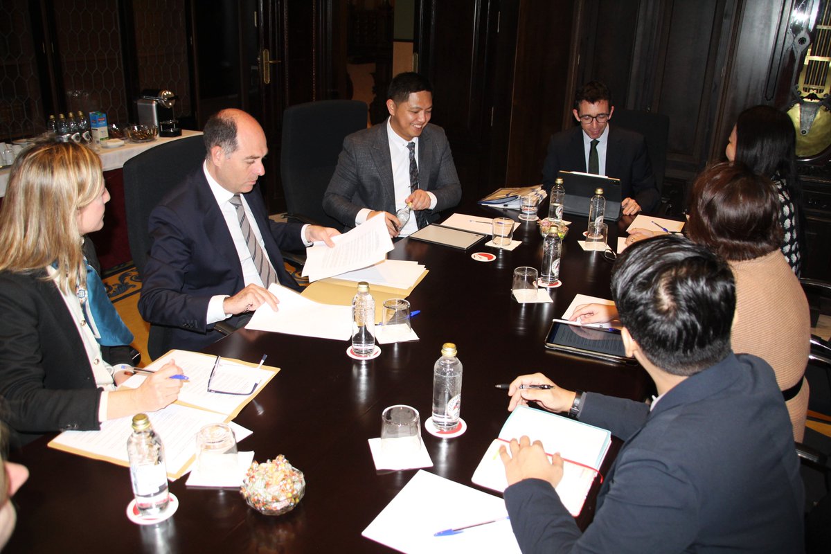 Colegio Notarial Valencia tweet media