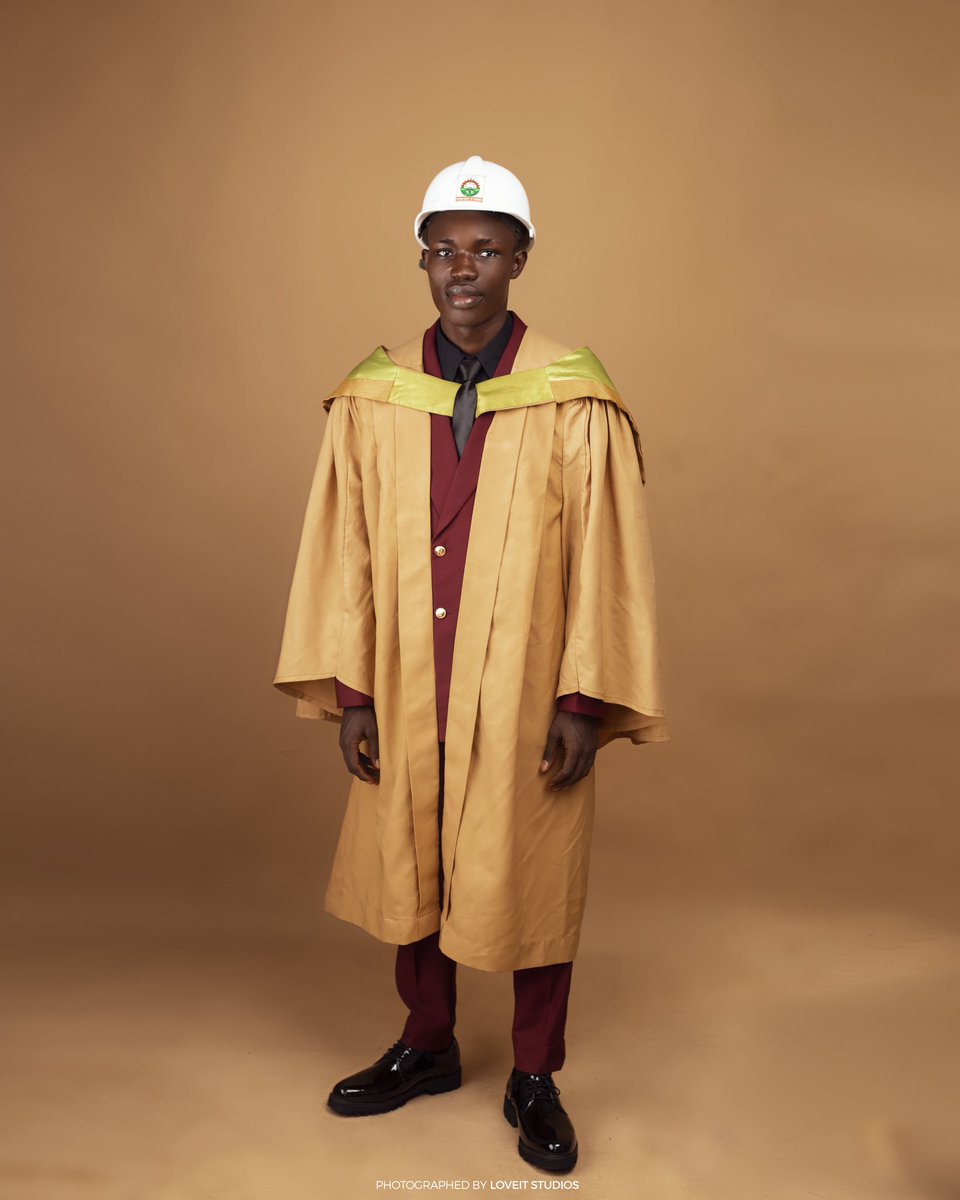 Golddy22's tweet photo. Today i got inducted into the Engineering profession in the best state university Ladoke Akintola University Of Technology . I can now be called or referred to as, ENG, AMAO N. GOLD(GMNSE, GMNICE, Aff. MASCE, FNUESA) https://t.co/c610AdnRky