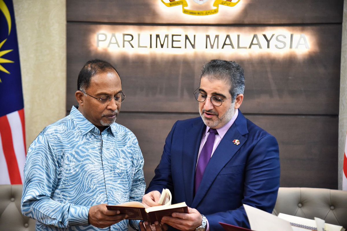 Kementerian Pendidikan Tinggi (@moheofficial) on Twitter photo KPT DAN QATAR TINGKATKAN HUBUNGAN DUA HALA DALAM BIDANG PENDIDIKAN TINGGI
Baca lanjut di : facebook.com/share/p/Ry1fd5…
<a href="/ZambryOfficial/">Zambry Abd Kadir</a>
<a href="/MustaphaSakmud_/">MustaphaSakmud</a>
<a href="/DrZainiUjang/">Dr. Zaini Ujang</a>
#MalaysiaMADANI KPT DAN QATAR TINGKATKAN HUBUNGAN DUA HALA DALAM BIDANG PENDIDIKAN TINGGI
Baca lanjut di : facebook.com/share/p/Ry1fd5…
<a href="/ZambryOfficial/">Zambry Abd Kadir</a>
<a href="/MustaphaSakmud_/">MustaphaSakmud</a>
<a href="/DrZainiUjang/">Dr. Zaini Ujang</a>
#MalaysiaMADANI