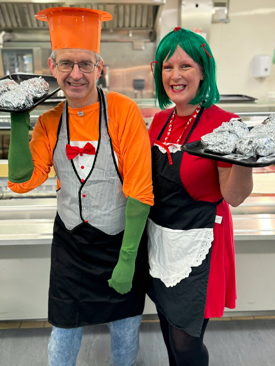 Wow, what a super busy start to @WorldBookDayUK we have had! 

We served almost 300 #BookyBreakfasts this morning! 

Huge thanks to Jane and the  @Chartwells_UK team and to the #TeamMosborough waiters and waitresses for ensuring it all ran smoothly! 

                📕🤩📕🤩📕