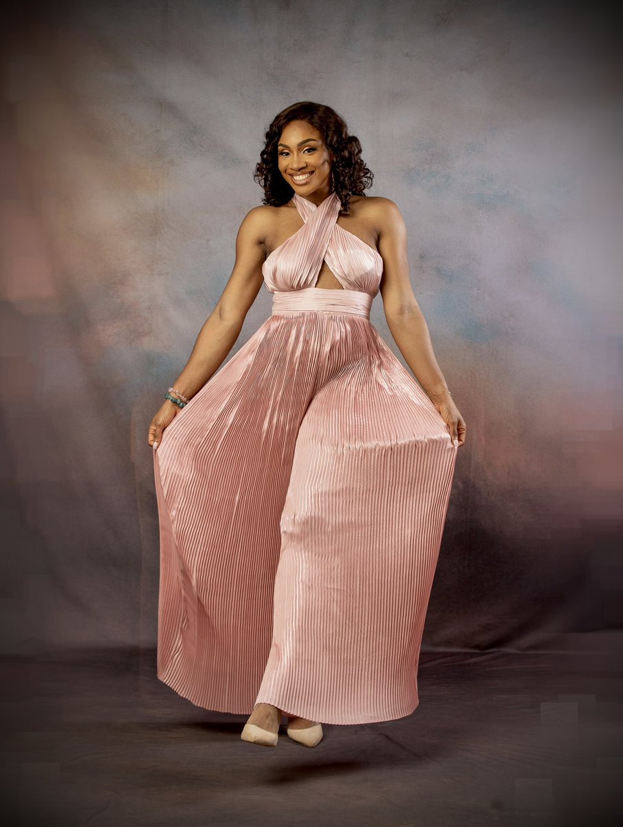 MinaStones's tweet image. +1  🥂 ✨ and in our favorite Jewels! 💎 

Nsibidi Unity Necklace &amp;amp; Earrings Beautifully Crafted in 14 karat Gold &amp;amp; Diamonds. Morganite &amp;amp; Aquamarine Freeform Bracelet in 18 karat Gold. 

#MSWoman #Birthday #MinaStones