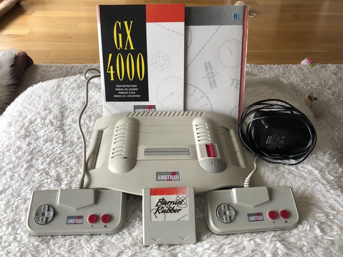 Considérer pour beaucoup de rétro gameur, la pire console de l'histoire ! 😅

La GX4000 de chez Amstrad