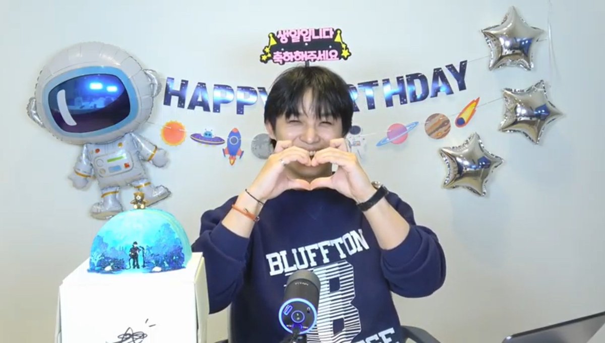 btob0321loveyou's tweet photo. 🐻임현식생일기념 이벤🫶

새벽에 이벤열었는데 참여저조해서 다시 진행합니닷☺️
너무 행복한 현시기생일이라 알티 한분뽑아 추첨하여 스벅기프트콘을 드립니다!!많이 참여해주세요!!뜨친이라 멜디들이랑 친해지고싶어요!!
#멜로디트친소
#임현식  #임현식생일 https://t.co/wQZ8utoe4h