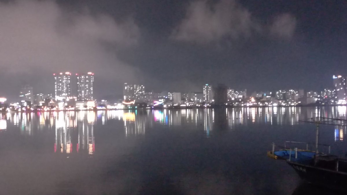 속초 왔다...
일하러 온거였긴 하지만...

온김에 한잔 하러 출똥~~~