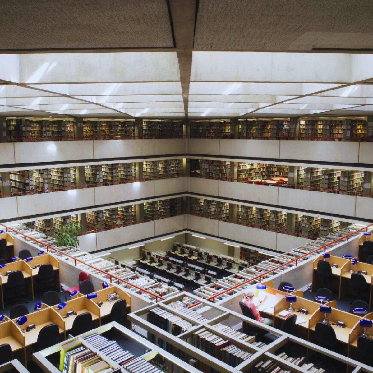 A moment of appreciation for the @SOASLibrary this #WorldBookDay 😍 📚 Take a look at the collection: bit.ly/49M2Z6T