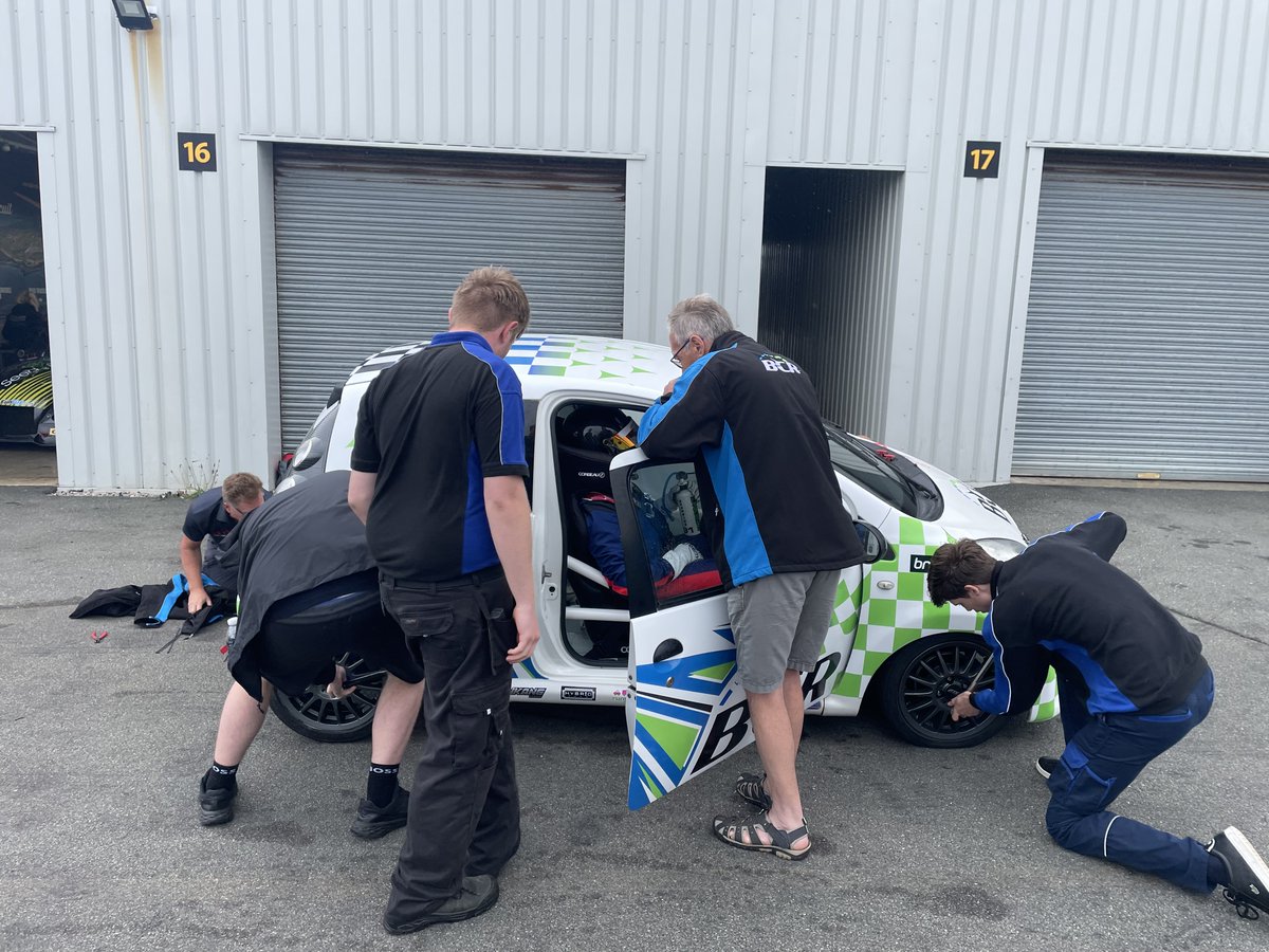 DofE Wales | Cymru tweet media