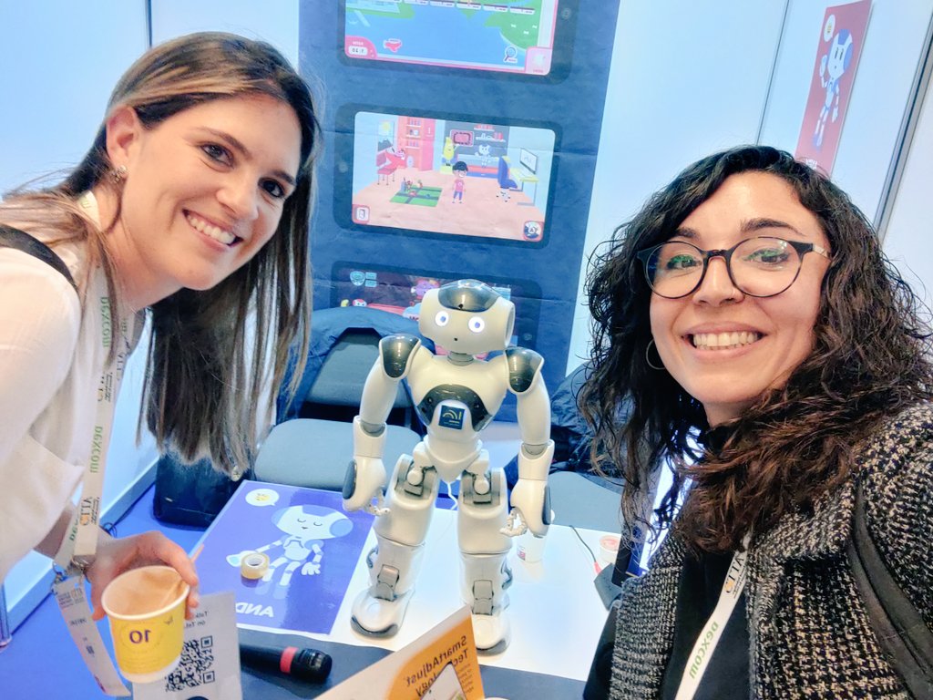 nalonsoc's tweet image. This is two people who fully believe in the power of combining technology and diabetes education. Congrats on this project @jbondiac @Amic_Health @Institutoai2upv @ciberdem #ATTD2024 #MyATTD