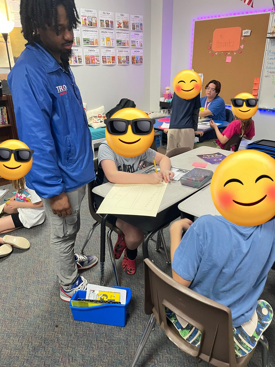 Mrs. Parker’s class was doing amazing things with argumentative text! Students were collaborating with their peers. Love seeing our conversations and ideas come to life. Proud of the 3rd grade crew! 🥰 @Mrs_Parker2006