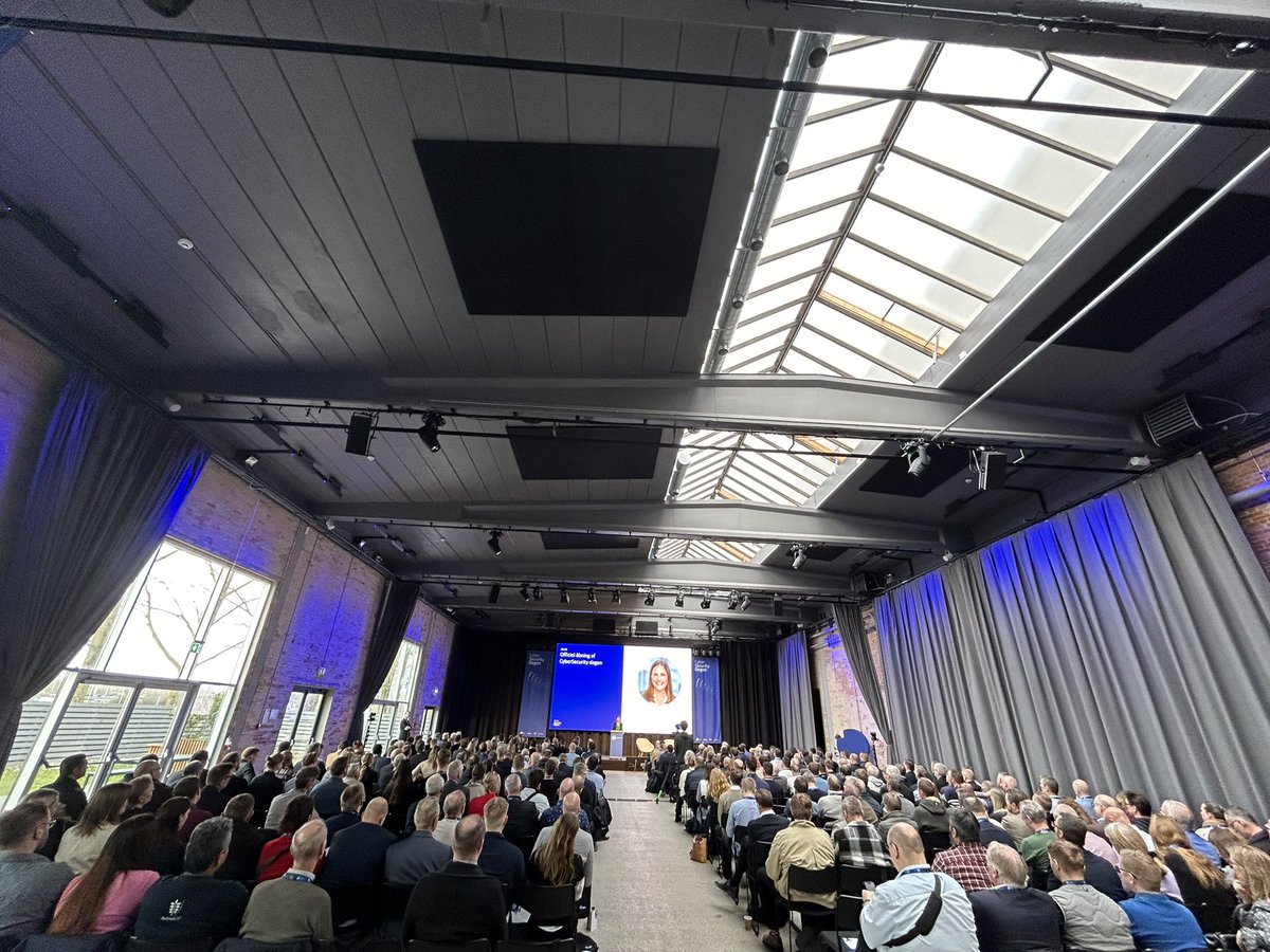 Joen Magieres (@joenmagieres) on Twitter photo Cyber Security Dagen - et hamrende stærkt arrangement med flot tilslutning, der bl.a. viser, at det danske erhvervsliv og især telesektoren og dagens arrangør, TDC Erhverv, tager cybersikkerhed helt alvorligt.
I <a href="/DanskErhverv/">Dansk Erhverv</a>-regi var <a href="/KlyngeC/">Casper Klynge</a> i TV2 og sige et par ord om cyber Cyber Security Dagen - et hamrende stærkt arrangement med flot tilslutning, der bl.a. viser, at det danske erhvervsliv og især telesektoren og dagens arrangør, TDC Erhverv, tager cybersikkerhed helt alvorligt.
I <a href="/DanskErhverv/">Dansk Erhverv</a>-regi var <a href="/KlyngeC/">Casper Klynge</a> i TV2 og sige et par ord om cyber