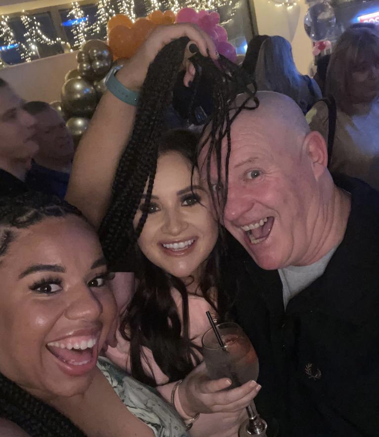 demifrainex's tweet photo. Happy 60th birthday uncle Al @unclebing07 🥳🍻 have the best day! We love you loads ♥️ https://t.co/sLxJnQ2LWF