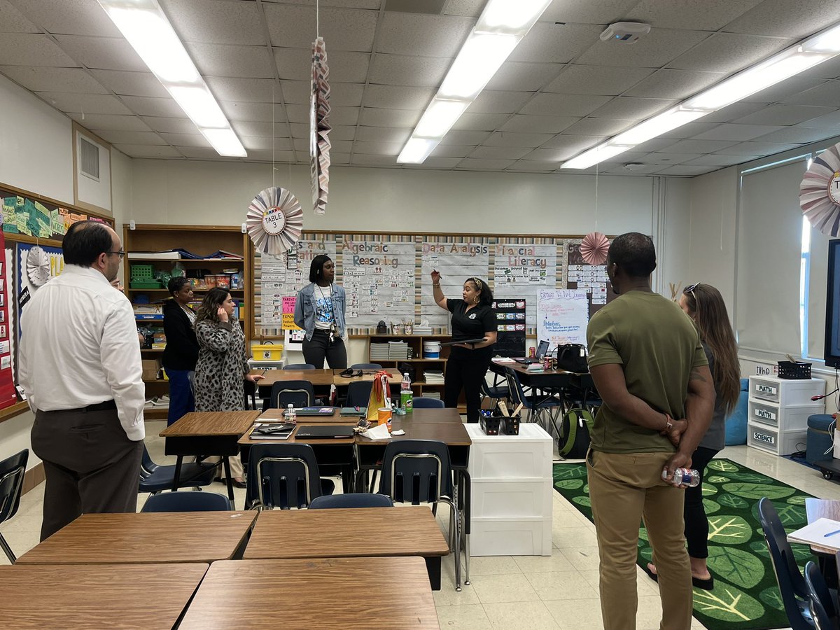 Our teachers are growing through Data Meetings and Feedback For Learning PDs that will drive intentional instruction, pushing our scholars toward and beyond their goals! @ACEDallasISD @VeltHutchins @TeamDallasISD