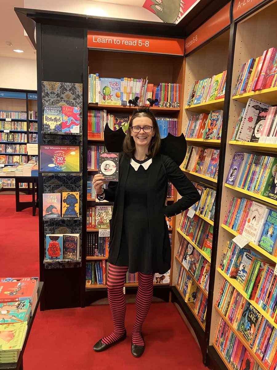 For #WBDBooksellerbattle24 I have decided to be Isadora Moon whilst at work in ⁦@bromleybooks⁩ ⁦@H_Muncaster⁩ ❤️ 📖
