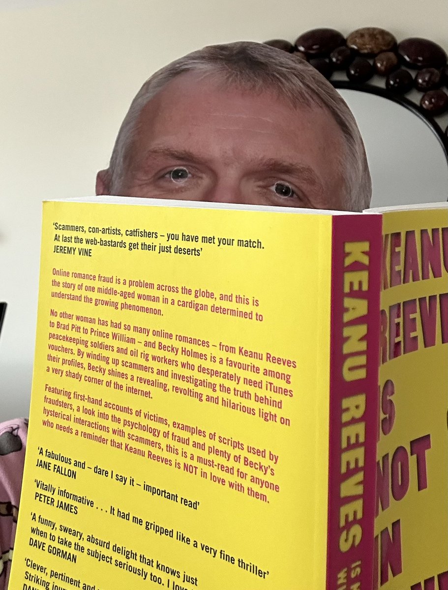 It’s World Book Day for goodness sake - what else did you expect me to post? 🤷🏼‍♀️ And if you want to know why I’m wearing a creepy Greg Davies mask, you’ll have to read it! amzn.eu/d/iZR1zb2