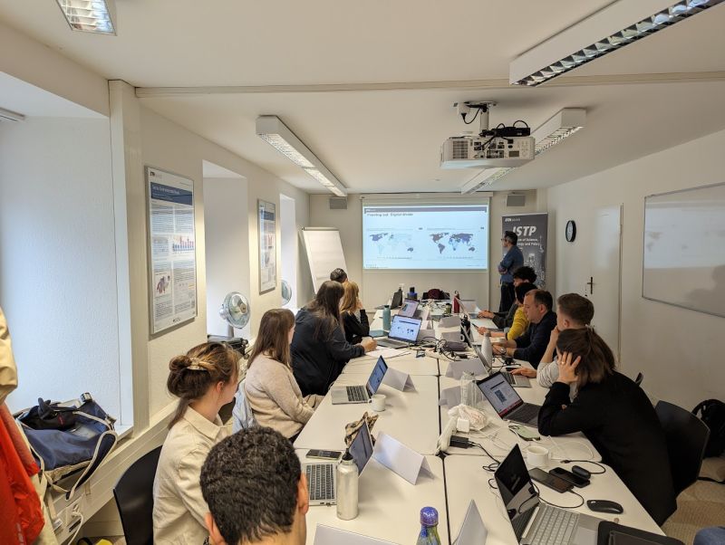 The second module of our CAS TPP: Impact Analysis has kicked off! @a_blasimme from ETH discussed ethical aspects in #TechPolicy. @floegli from TU Munich covered investment appraisals with case studies. Stay tuned for more updates! 🎓 @bernauereth | @ETH_EPG