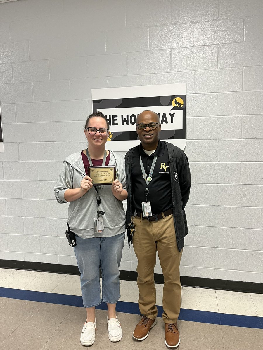 Congratulations to our School Professional of the Month, Graduation Coach, Mrs. Roberson, for demonstrating the character word, ‘Responsibility’ in February. @FultonCoSchools @FCSSuptLooney @RiverTrailPTO @FultonZone6