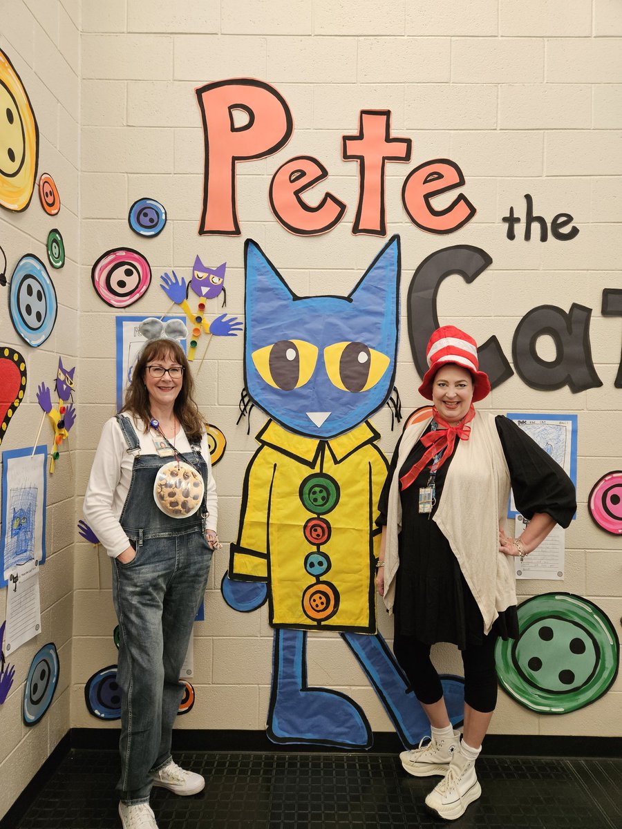 Art Specialist and I are rockin' our Book Character Day outfits. @cobbperforms @CobbSchools @mccallprimary1 #cobbartrocks