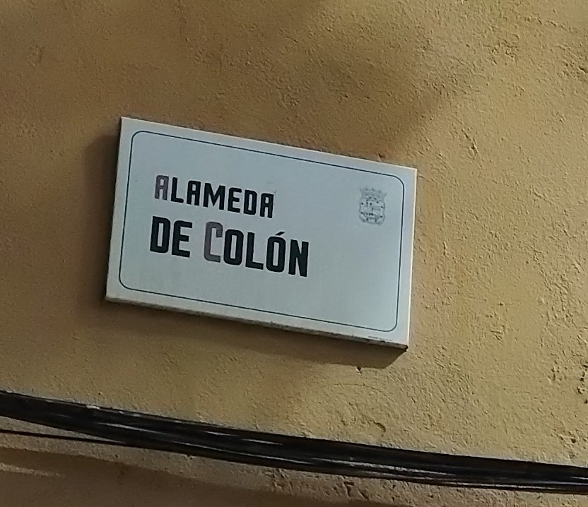 malagacuriosa's tweet photo. 1/4
En Málaga tenemos la Calle de las tres mentiras....Alameda de Colón.... https://t.co/NipAr5ybk7