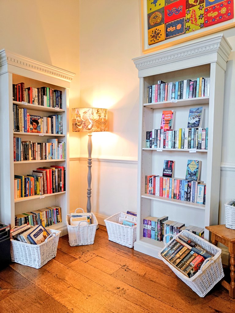 Happy #WorldBookDay! 📚🥰📚 Why not celebrate by getting a book or two on our little second-hand bookshop?