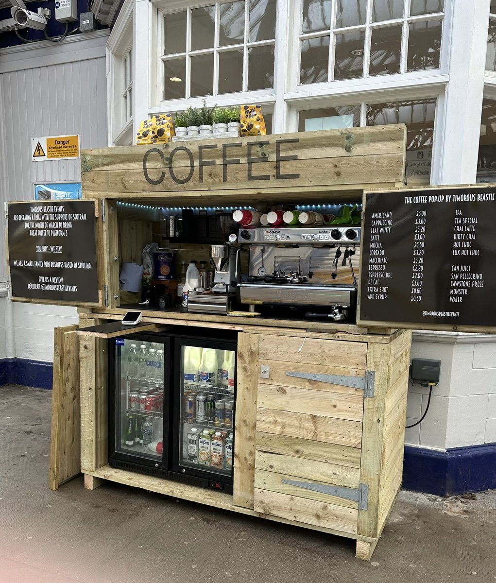 Great to see @timorusbeastieevents pop up coffee cart on actual platform at Stirling station <a href="/ScotRail/">ScotRail</a> Caters for those of us who are worried about missing the train, but in reality always have enough time for a ☕️ Great support for a local business too!