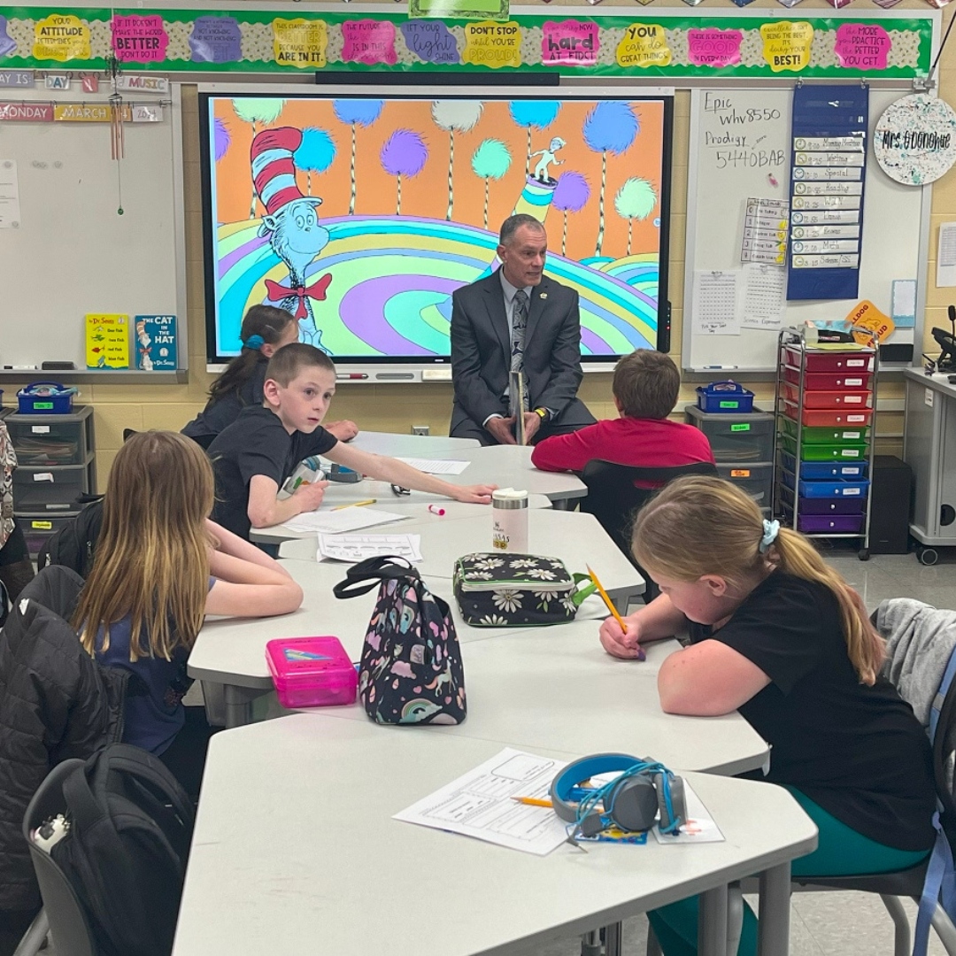 🎉 Celebrating Read Across America Week at Big Spring! Oak Flat's 3rd graders had a treat with Superintendent Dr. Guarente as their guest reader. Thanks to Dr. Guarente &amp; Mrs. O’Donohue for fostering a love for reading. 📖 #ReadAcrossAmerica #BSSDproud