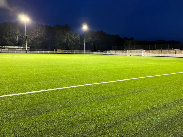 TarmacLtd's tweet photo. Through the Tarmac Landfill Communities Fund, we’ve been proud to support @LutterworthAFC with a donation of £50k towards the refurb of their grounds and clubhouse ⚽ #Shawell #Cotesbach
Read more 👉 https://t.co/h27Bs53KYC https://t.co/5P2eLDPcZH