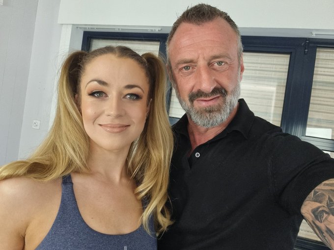 Shooting PSS today with UK star @Chelsey_peach xx https://t.co/TXoT7tvq4b<a class="tags" target="_blank" title="On Twitter" href="/?out=eyJ0eXAiOiJKV1QiLCJhbGciOiJIUzUxMiJ9.eyJpYXQiOjE3MjE2NzUxMjksImlzcyI6InR3cG9ybnN0YXJzLmNvbSIsIm5iZiI6MTcyMTY3NTEyOSwiZXhwIjoxNzUzMjExMTI5LCJyZWRpcmVjdF91cmwiOiJodHRwczovL3R3aXR0ZXIuY29tL0NoZWxzZXlfcGVhY2gifQ.9C96AAfM1CCI_bsB2XuzBYTKZ6J3vW0eYBmFl4ZzDzSQbDC63RjsklguxDHIfqc58e10FAC3QFRDjn5AQ0_isA">@Chelsey_peach</a><a href="/tag/progress"class="tags"><span>#progress</span></a><a href="/tag/newlife"class="tags"><span>#newlife</span></a><a href="/tag/growthmindset"class="tags"><span>#growthmindset</span></a>