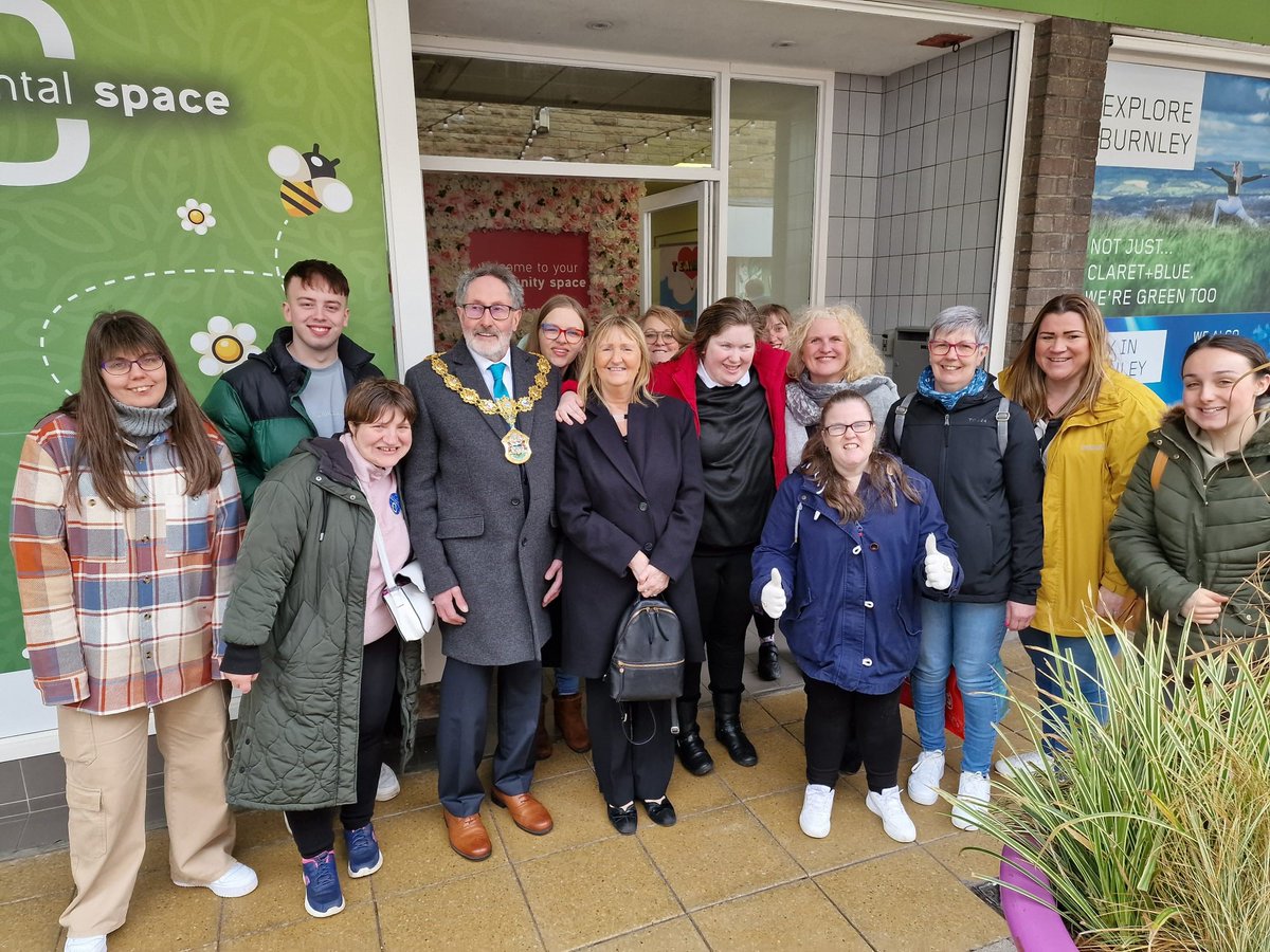 It's great to see that @charterwalk has partnered with the Team Rise project which has become the shopping centre's Charity of the Year for 2024. For more information and to donate, head over to the Charter Walk website. 👇 🔗- charterwalk.com/team-rise/