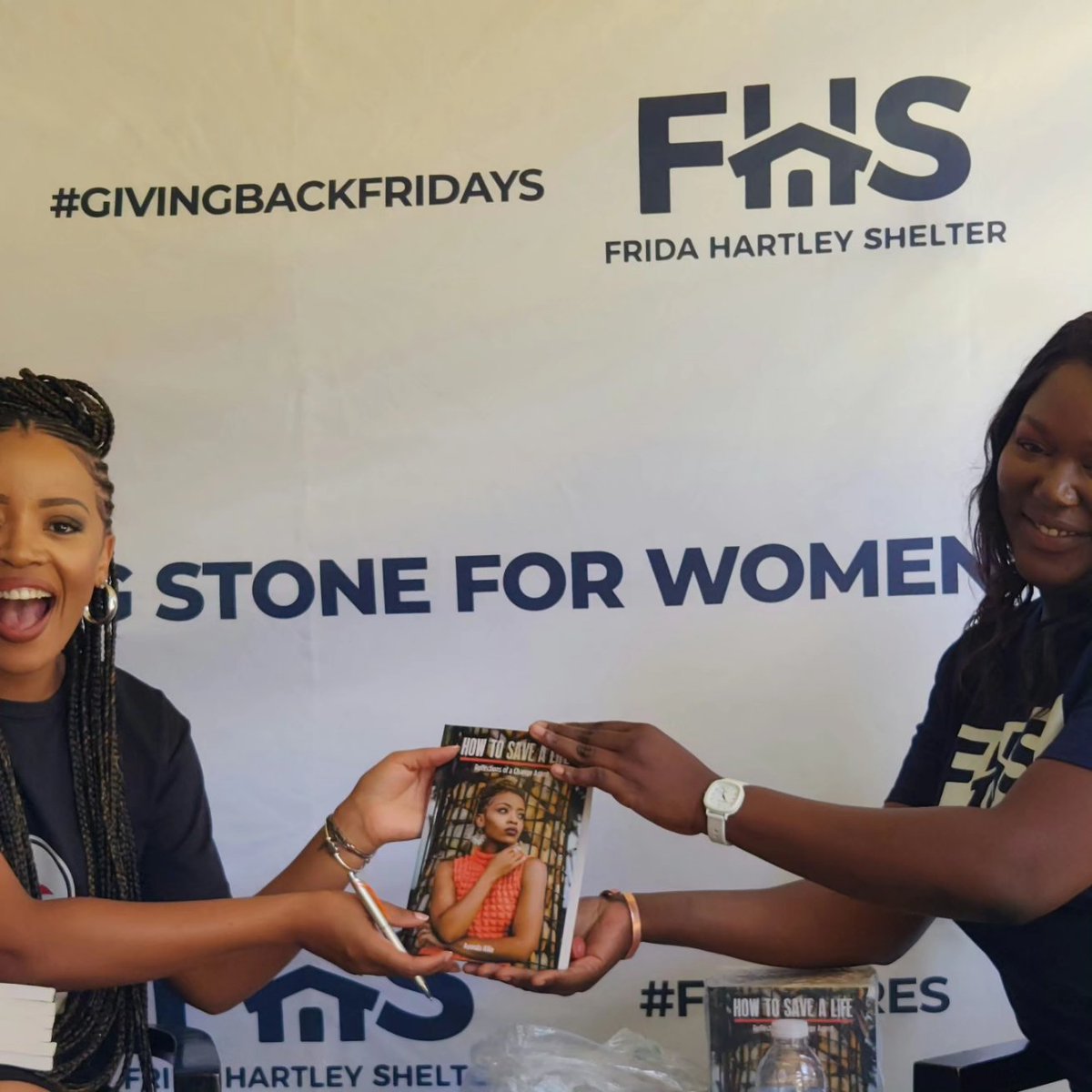 FridaHartleyshe's tweet photo. ‘Life is a winding and troubled road’
Thanks to the wonderful @AyandaAllie who recently dropped by our home to deliver signed copies of her inspiring book: How to Save a Life: Reflections of a Change Agent.

 #Inspiring #FHSCares #WomenEmpowerment #ChangeAgent https://t.co/QRRXDkWj41