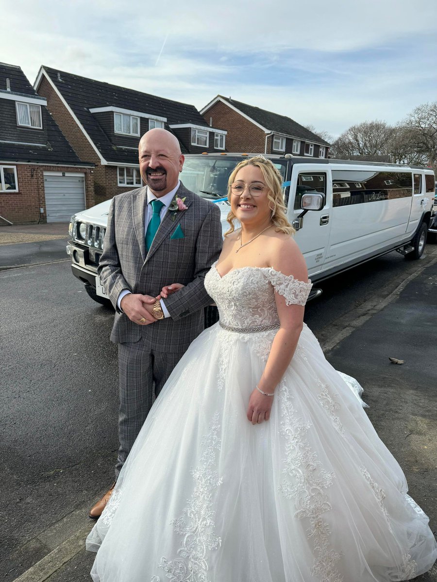 uch a stunning wedding held at the beautiful Botley Hotel ~ Wishing you both all the happiness for your future  lives together
Call 02392 358627 for any quotations
#wedding #brideandgroom #Beautifull #bridesmaids #weddingdress #limousines #limousineservice #weddingcarhire #hummer