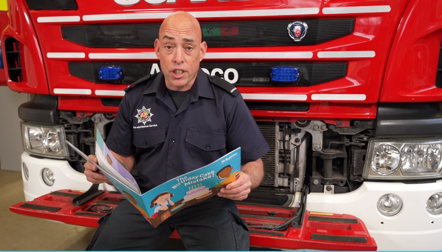 Here's our very own firefighter, John, reading The Birthday Cake Mistake this World Book Day. Did you know lots of learning resources for children are available over at StayWise? Get them involved this World Day -
staywise.co.uk/public/resourc…