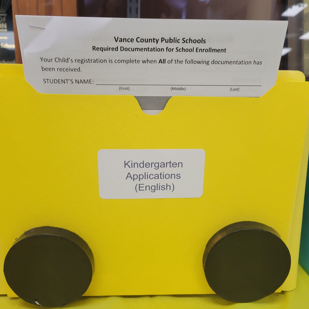 StephAlston10's tweet photo. Way to go @ClarkeBulldogs ! They are rolling with getting students All aboard for learning in the 2024-2025 school year! #RegistrationSeason @VanceCoSchools https://t.co/mvHyVNnMOd