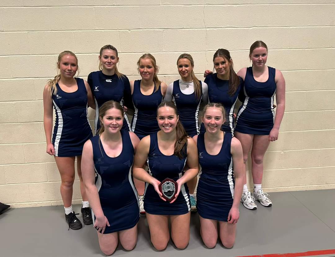 Our U18 netball team triumphed at the LWC tournament! Despite tough competition, they secured nine wins out of ten games, earning them first place. Good luck to this team for the upcoming ISA Nationals! Go, team!
