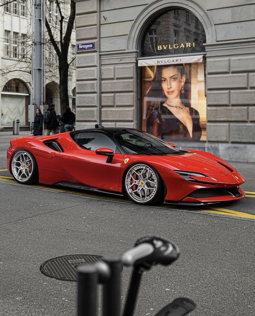motorforms's tweet photo. Ferrari SF90 https://t.co/vfUVKQ8u6e