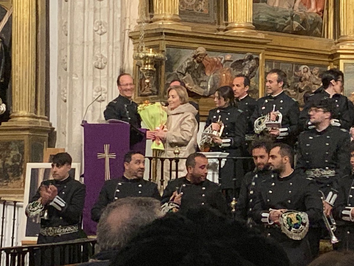 TierrasdeMedina's tweet photo. 📢👉Estuvimos en #NavadelRey en el excelente X #Certamen #Passio y #Dolorem de la #Bct #LaInmaculada
Gracias a La Inmaculada, Cofradías y Bandas de Cornetas y Tambores, Cofrades, @NavaDRS_Santa, @AytoNavaDelRey, Parroquia @archiValladolid, @turvalladolid
#TierrasdeMedina https://t.co/ZQ4qpULMna