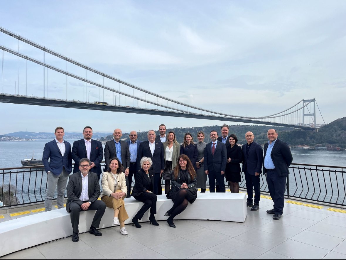 Muselin's tweet photo. @TurkeyAmCham in corporation with @TurkishAirlines &amp; Straife Consulting organized a FAM trip from #houston to #istanbul. During the brief stay, the delegation met with Amcham Members, Borusan Makina, @InvestTurkey @taikofficial TIM &amp; @ABDIstanbul 🇺🇸🌟🇹🇷 https://t.co/LqzKQ7Cz3N