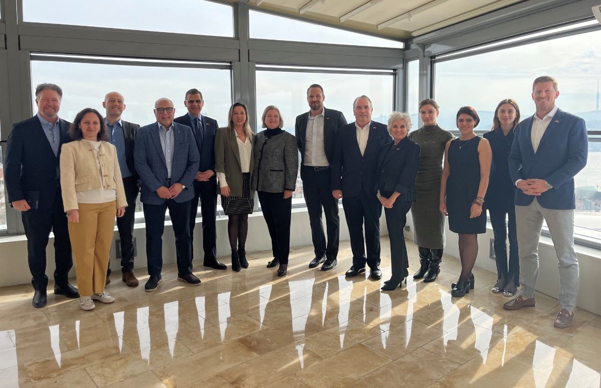 Muselin's tweet photo. @TurkeyAmCham in corporation with @TurkishAirlines &amp; Straife Consulting organized a FAM trip from #houston to #istanbul. During the brief stay, the delegation met with Amcham Members, Borusan Makina, @InvestTurkey @taikofficial TIM &amp; @ABDIstanbul 🇺🇸🌟🇹🇷 https://t.co/LqzKQ7Cz3N