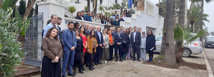 A delegation from @UniLeiden visited @NIMAR_Rabat. For a whole host of disciplines, this Leiden institute with a national mission is an important hub for collaboration with Morocco and Africa. The delegation met students, researchers and authorities. universiteitleiden.nl/en/news/2024/0…