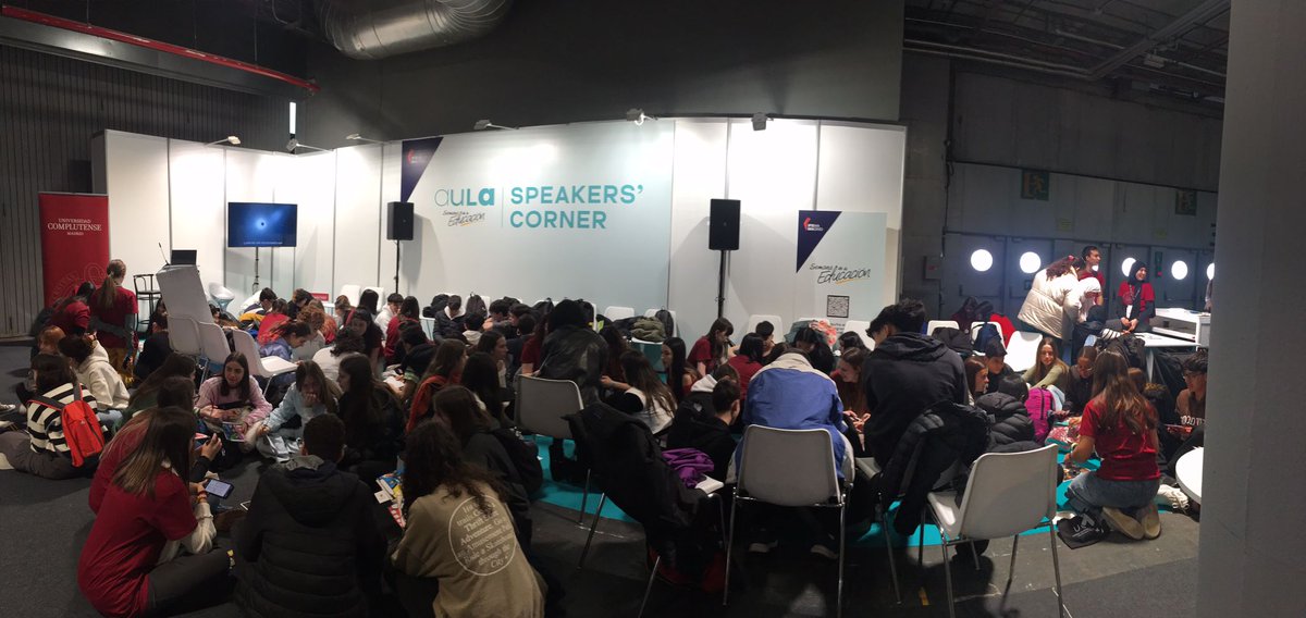 Esta mañana hemos vuelto a <a href="/FeriaAula/">AULA</a> , ¡¡y ya van 6 años!!

Algunas imágenes de nuestros talleres de orientación académica y  vocacional ⬇️⬇️

¡¡Gracias <a href="/venalaComplu/">Ven a la Complutense</a> <a href="/casaestudiante/">La Casa del Estudiante</a> <a href="/unicomplutense/">Complutense</a> por contar con nosotras y con la <a href="/ucm_educacion/">Facultad Educación UCM</a> !! 👏👏👏